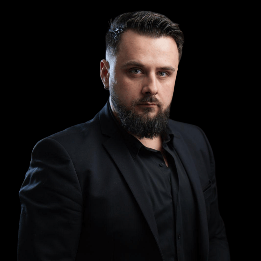 band-performing-on-stage